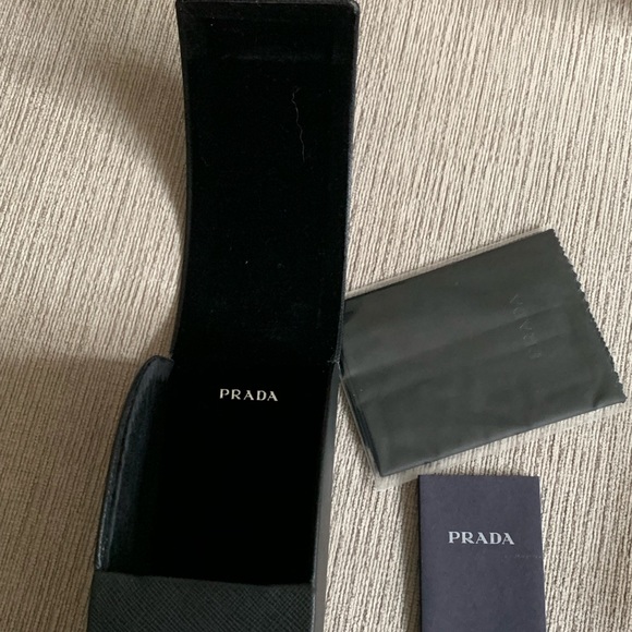 BRAND NEW PRADA SUNGLASSES - Picture 6 of 6